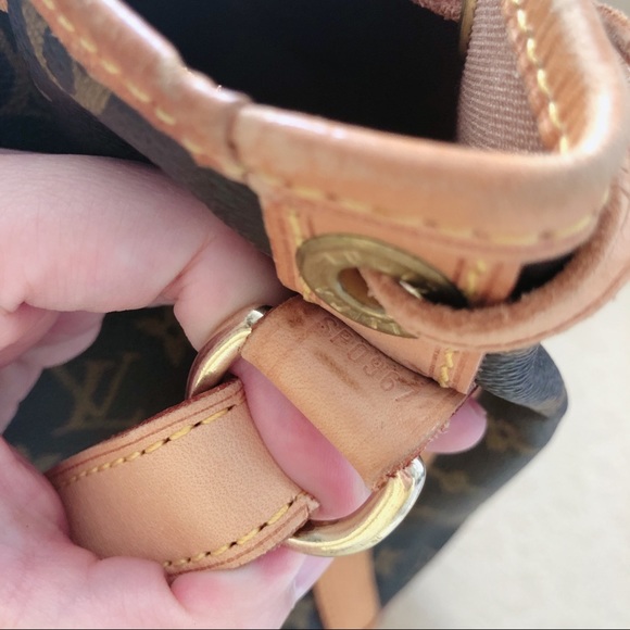 Louis Vuitton Noe Drawstring shoulder bag - Picture 5 of 8